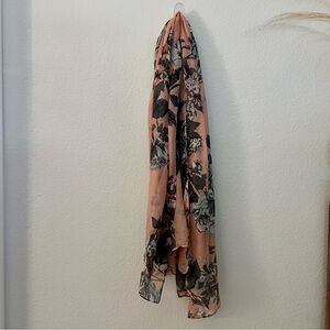NWOT Long Floral Print Pink & Gray Scarf